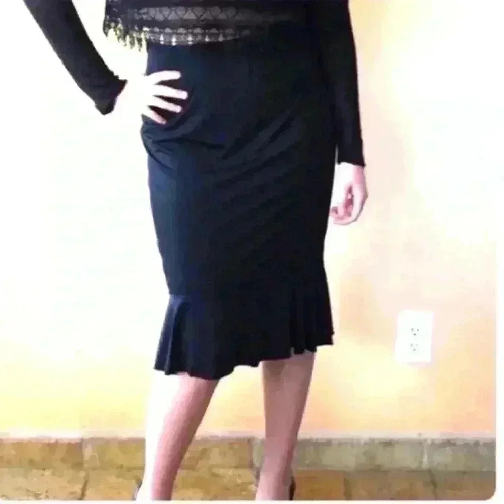 NEW Flirty Black elastic ruffle trim hi-lo skirt
